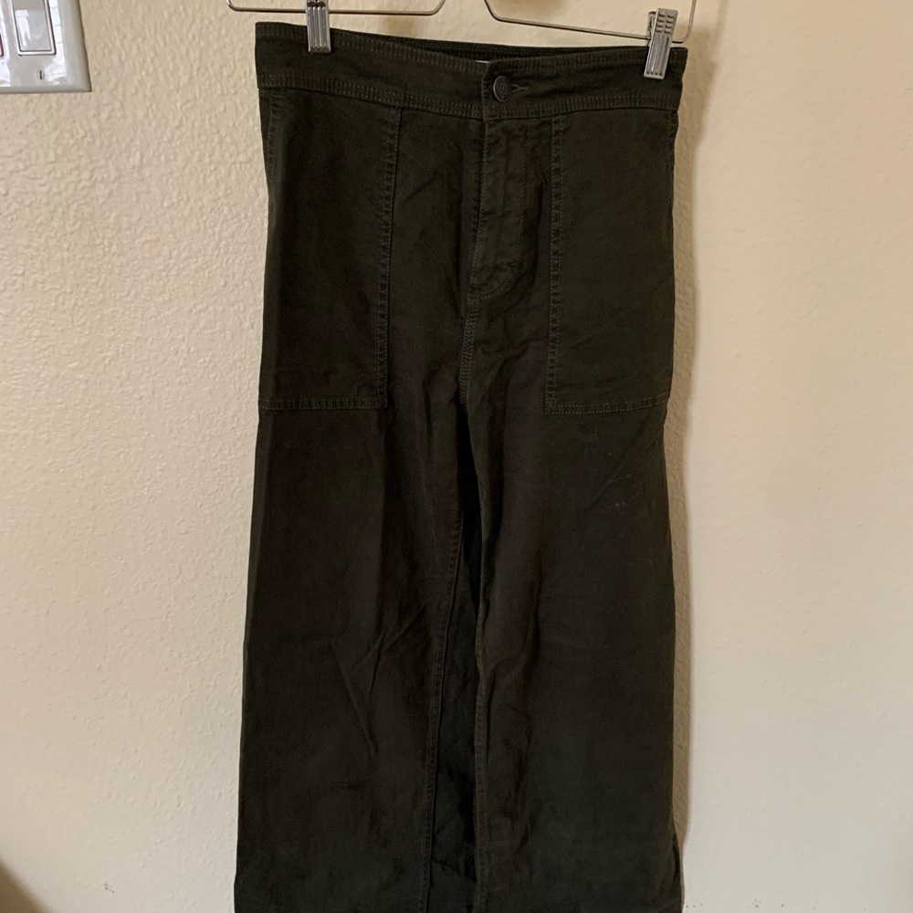 Lou & Grey wide legged olive green pants